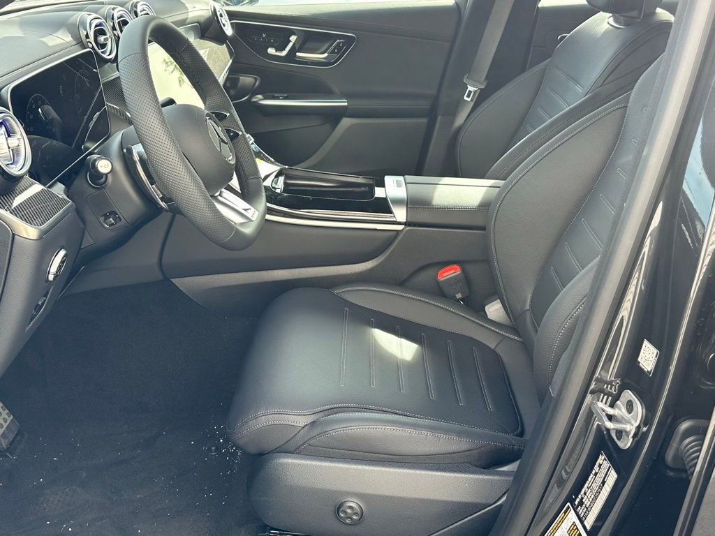 New 2025 Mercedes-Benz GLC 43 AMG 4MATIC Coupe image 19