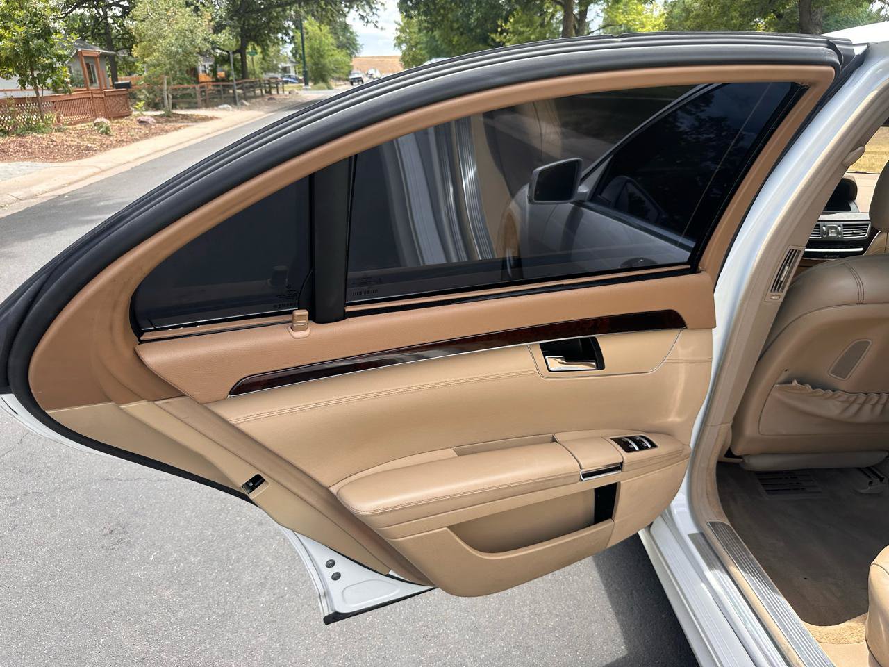 Used 2013 Mercedes-Benz S 550 4MATIC image 11
