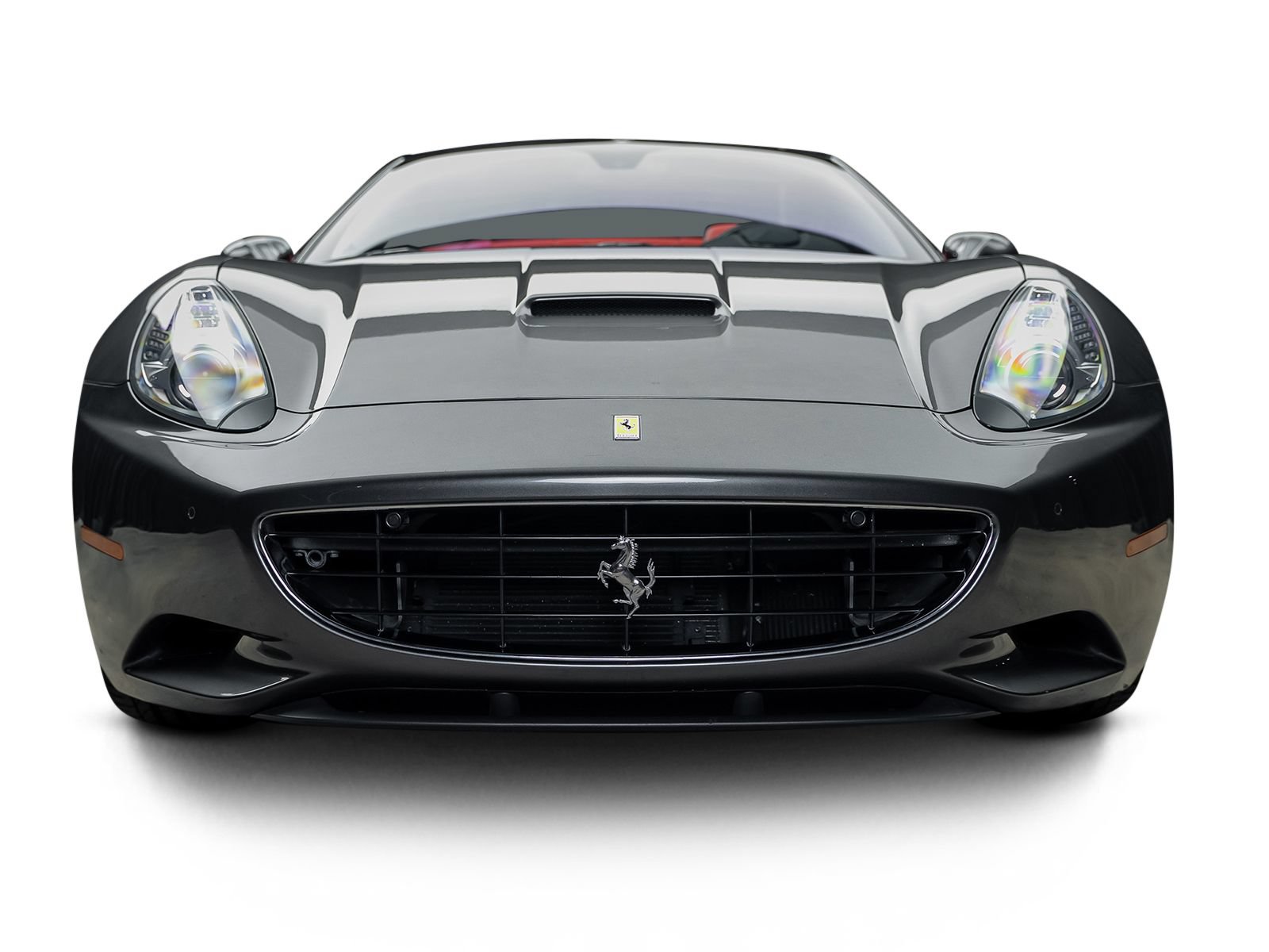 Used 2010 Ferrari California RWD image 3