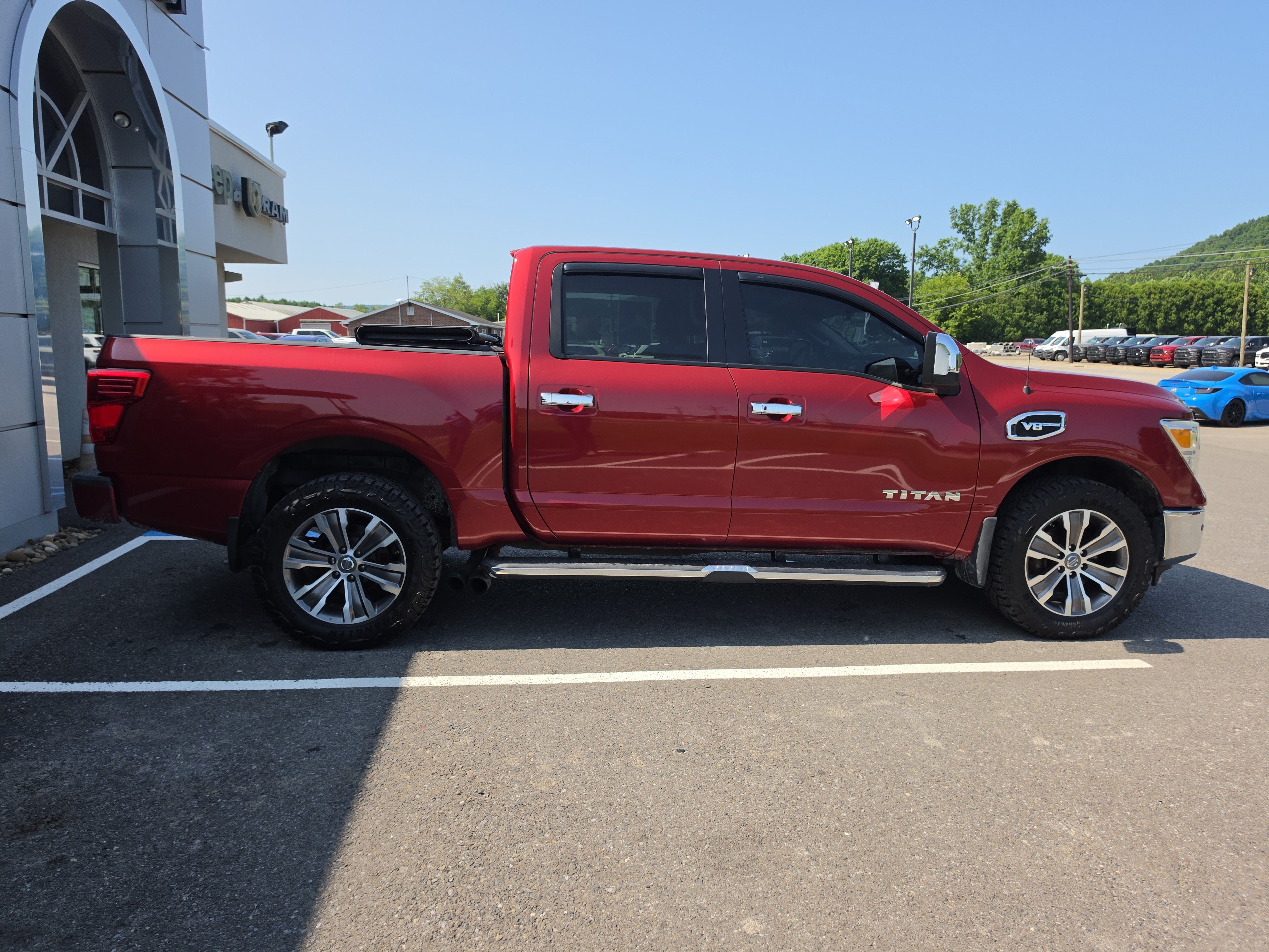 Used 2017 Nissan Titan Platinum Reserve AWD/4WD video 2