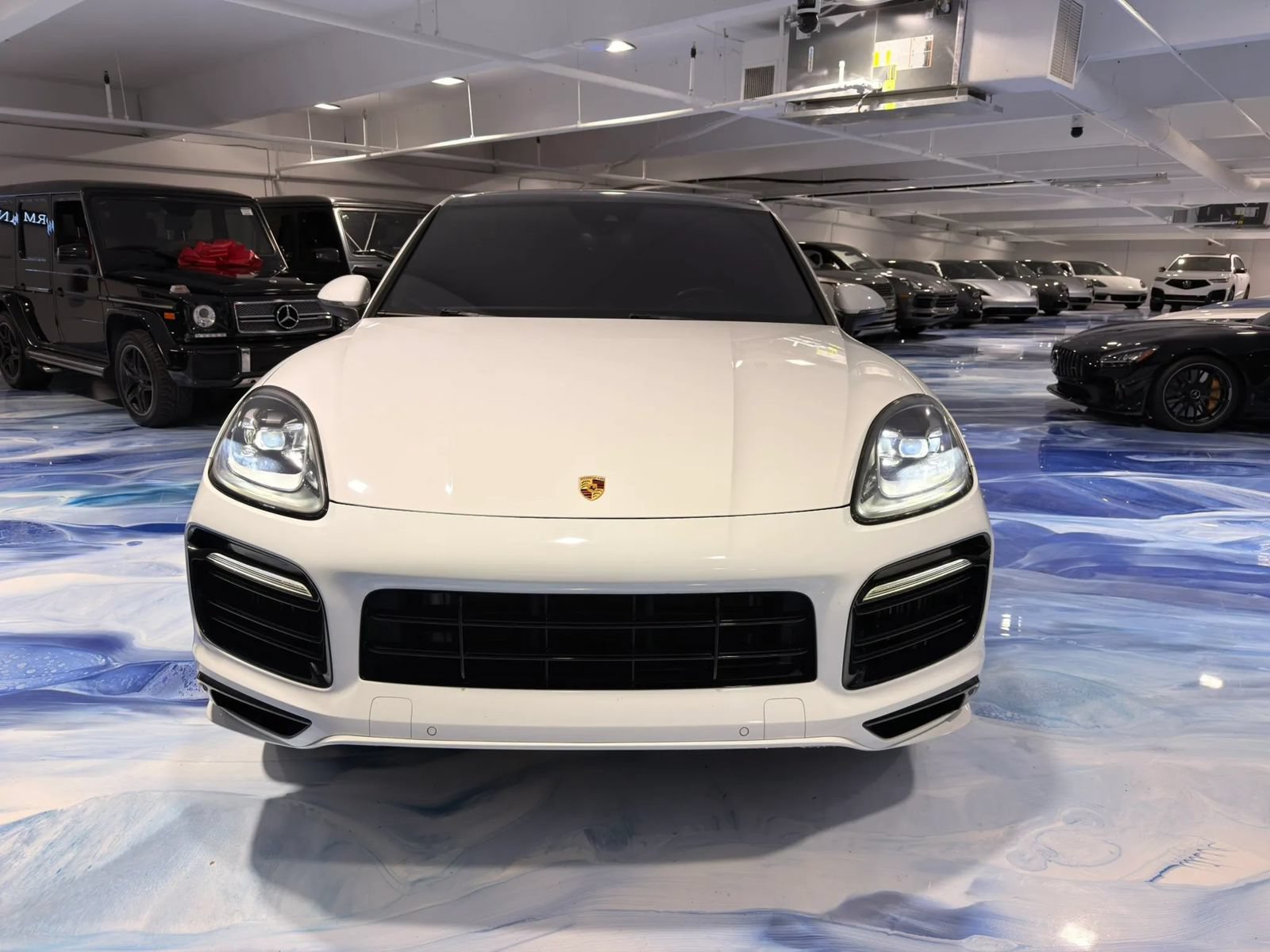 Used 2022 Porsche Cayenne S Platinum AWD/4WD image 2