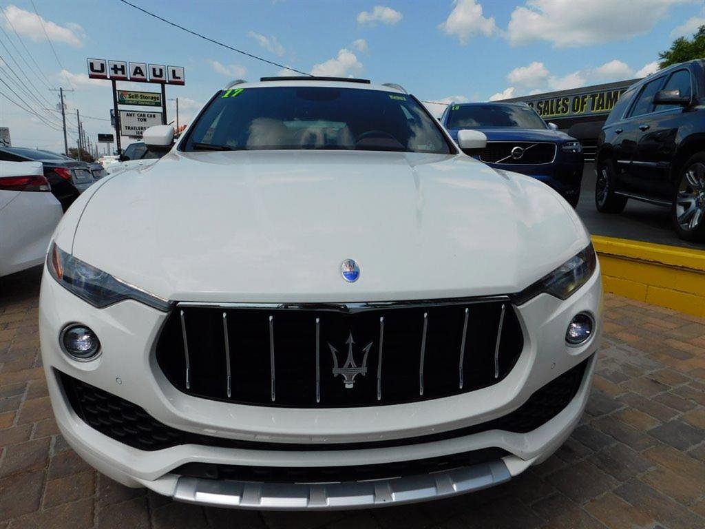 Used 2017 Maserati Levante w/ Luxury Package image 2
