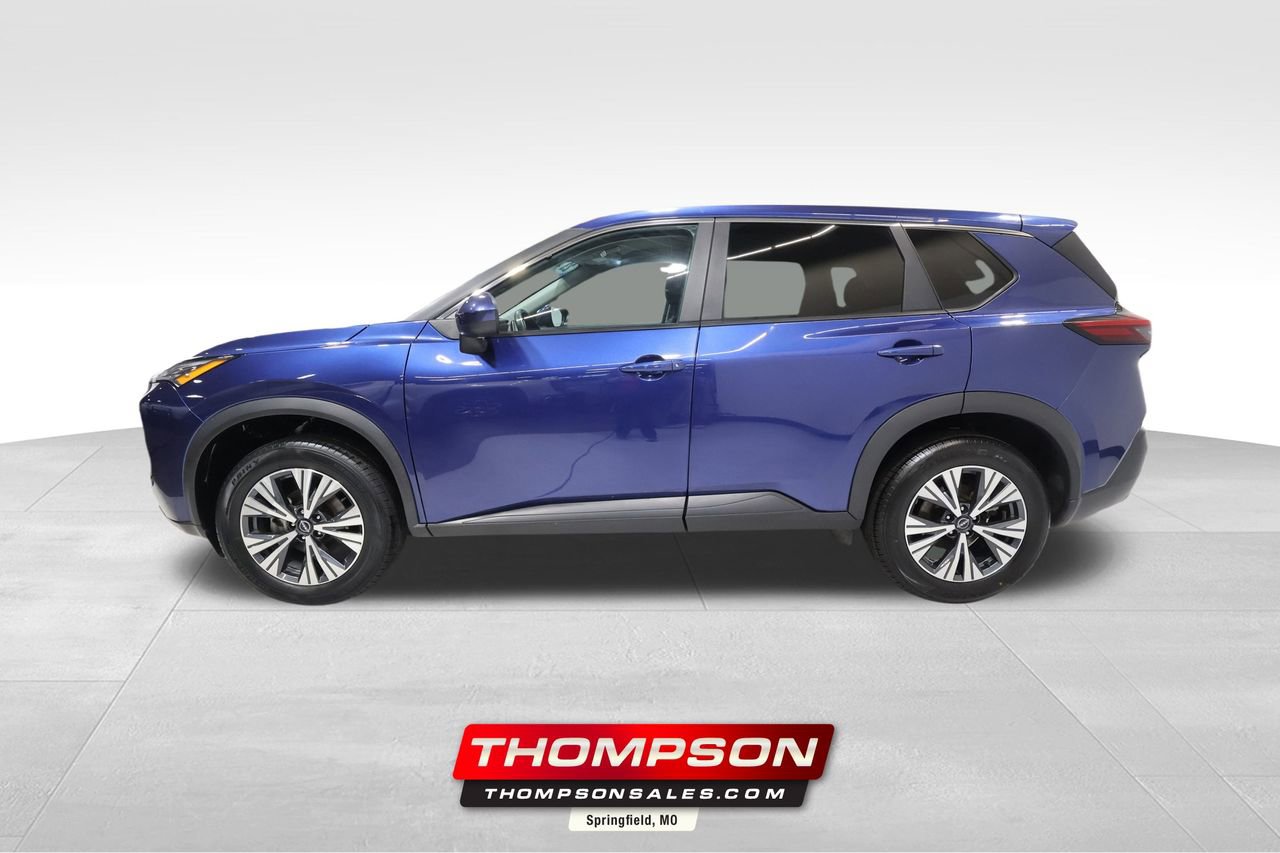 Used 2023 Nissan Rogue SV image 1