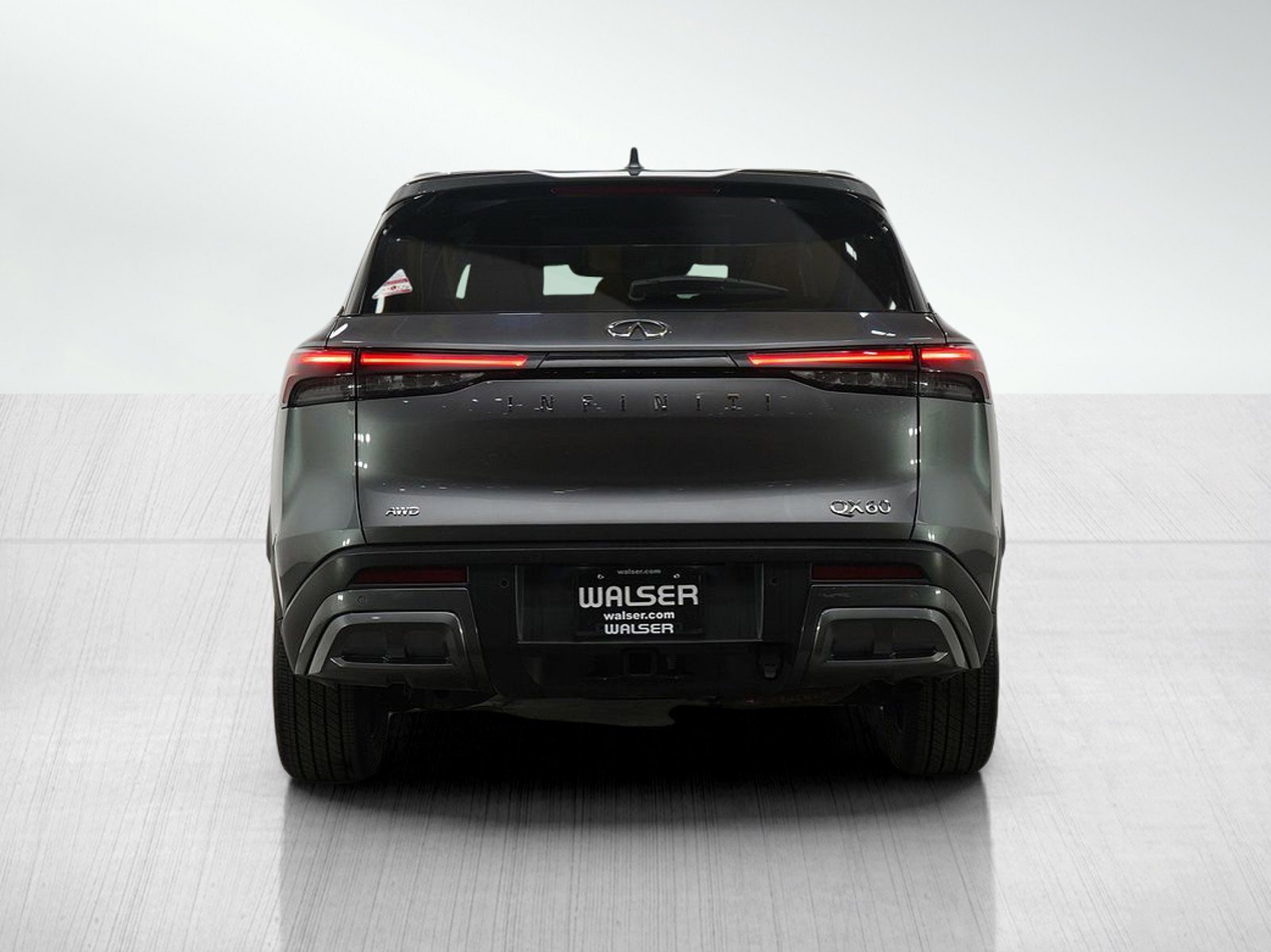 Used 2024 INFINITI QX60 Sensory image 5