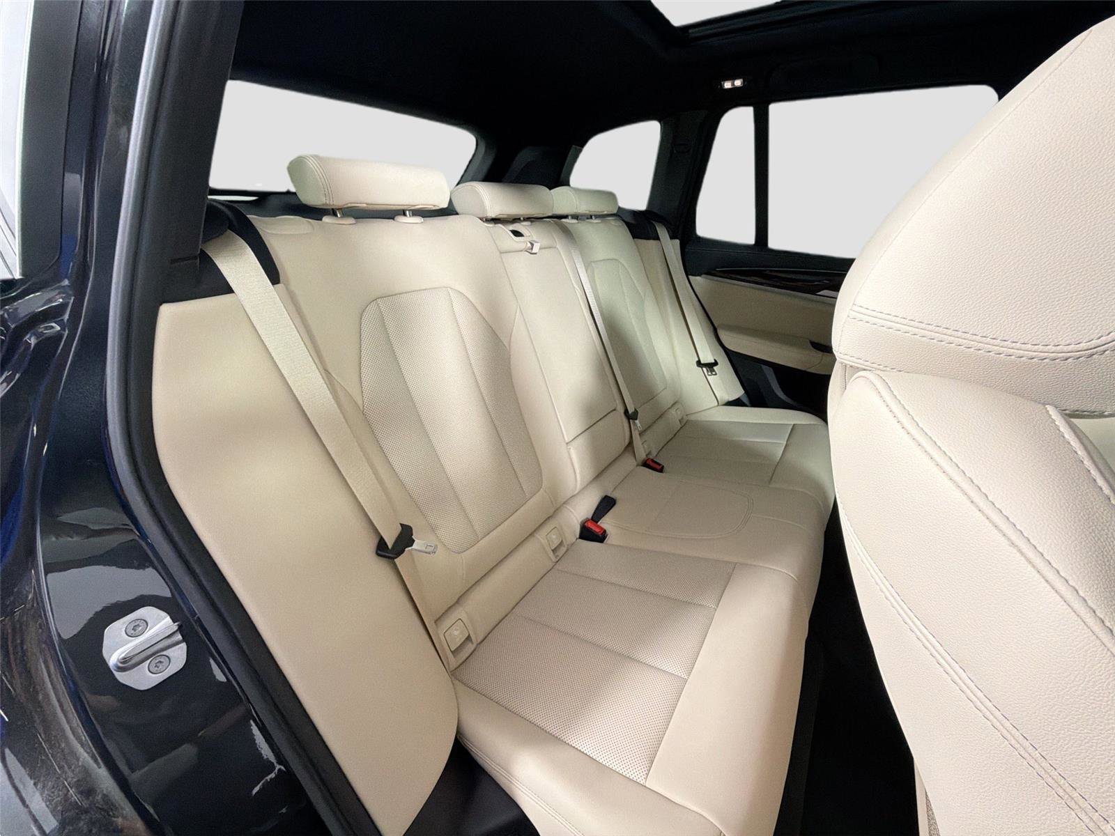 Certified 2022 BMW X3 M40i AWD/4WD image 28