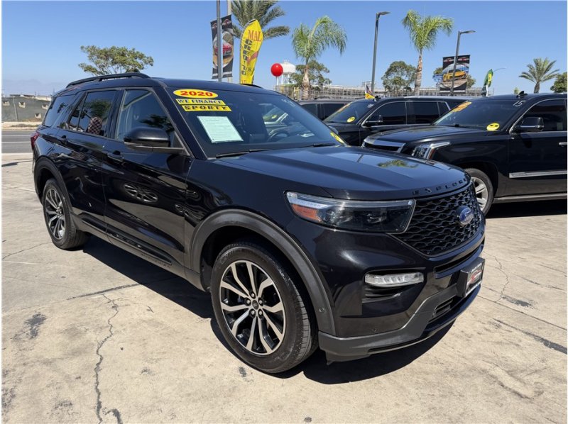 Used 2020 Ford Explorer ST w/ Premium Technology Package AWD/4WD image 7