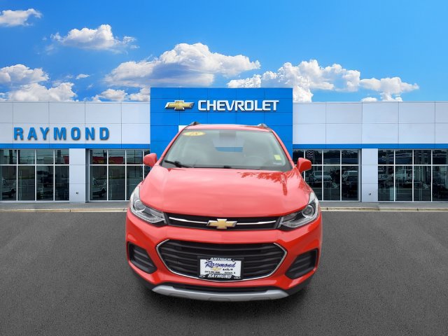 Certified 2018 Chevrolet Trax LT w/ Sun & Sound Package AWD/4WD image 9