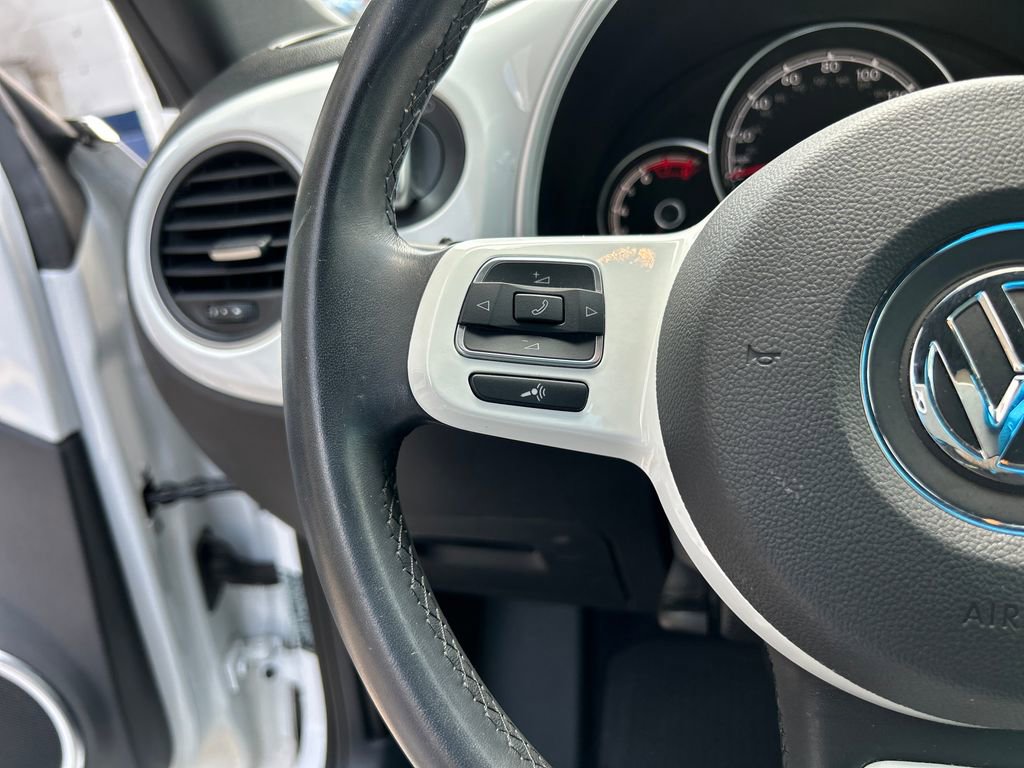 Used 2019 Volkswagen Beetle 2.0T SE FWD image 22