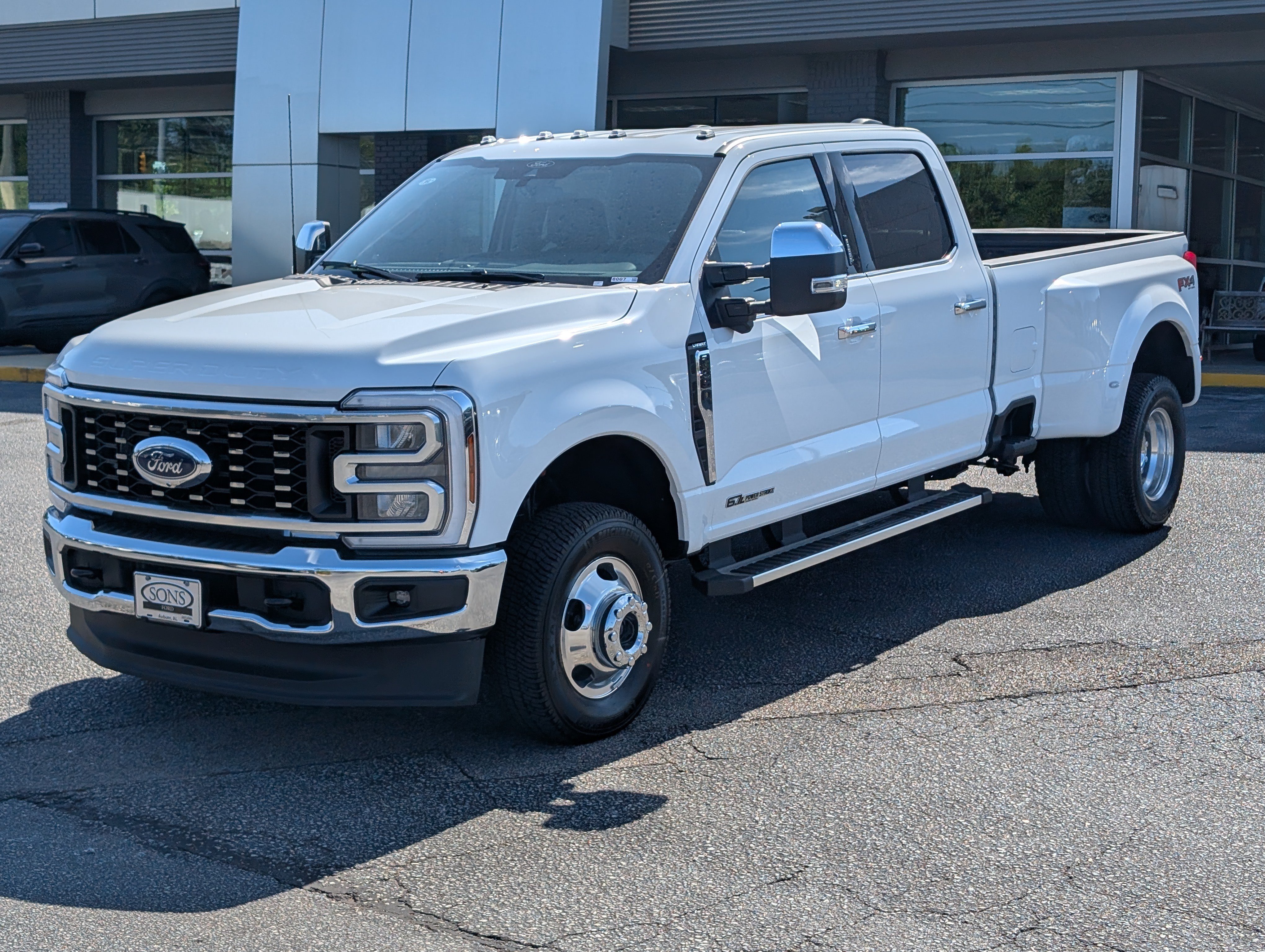 New 2026 Ford F350 Lariat w/ Chrome Package AWD/4WD image 2