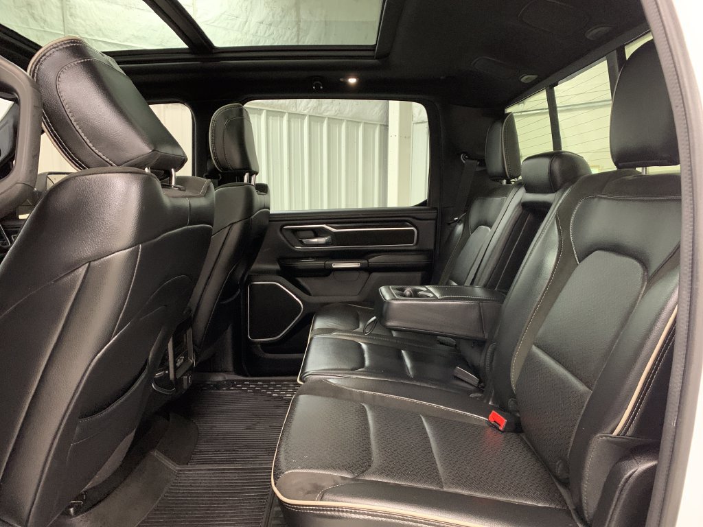 Used 2023 RAM 1500 Laramie AWD/4WD image 17