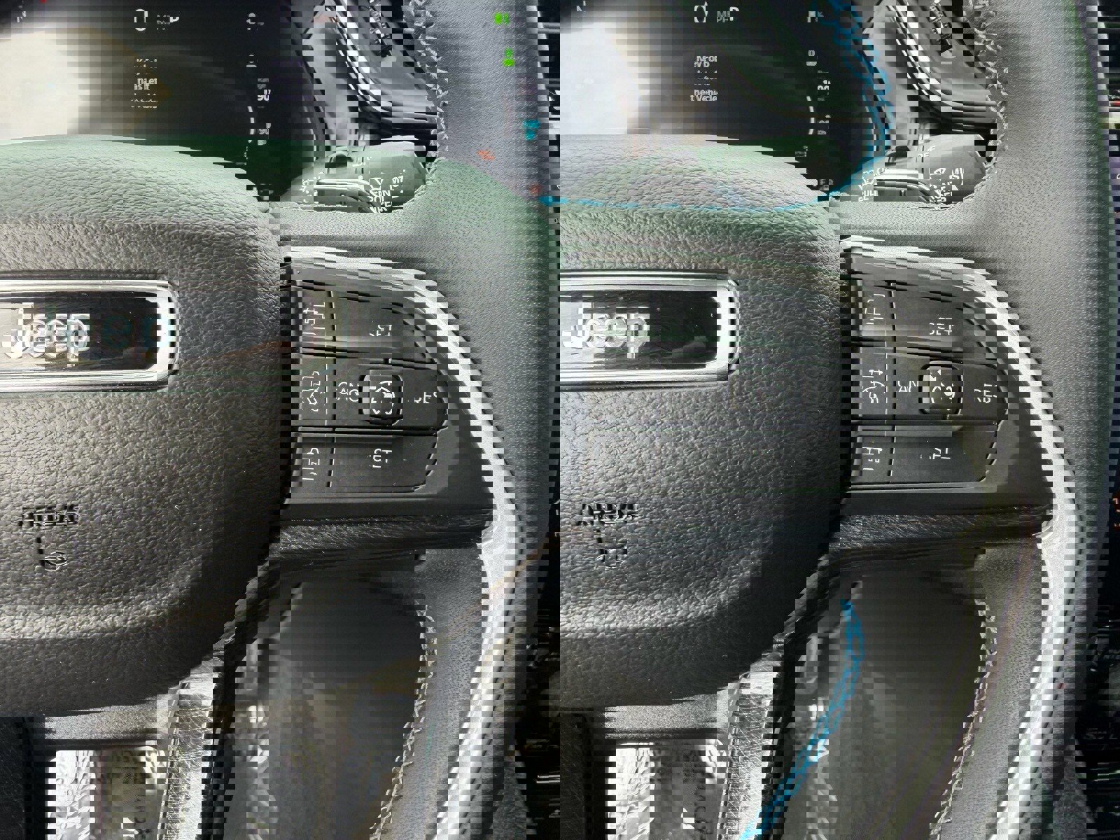 Used 2022 Jeep Grand Cherokee Trailhawk w/ Advanced Protech Group II image 36