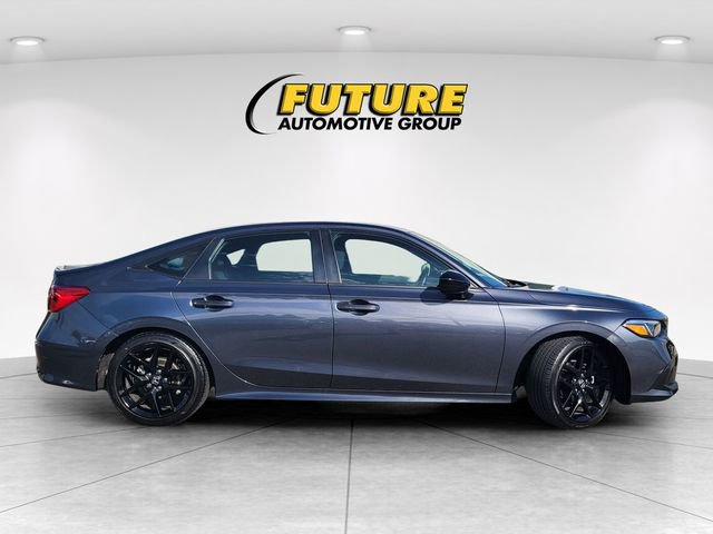 Used 2023 Honda Civic Sport image 3