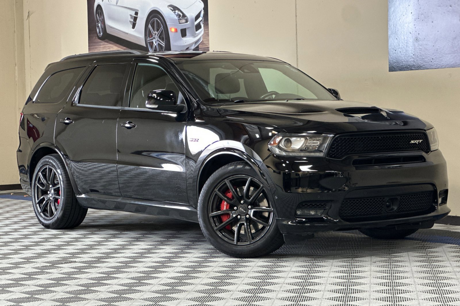Used 2018 Dodge Durango SRT w/ SRT Interior Appearance Group image 2