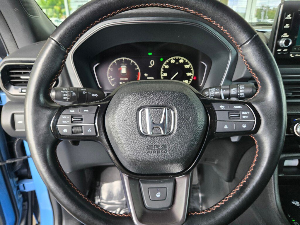 Certified 2023 Honda Pilot TrailSport image 25