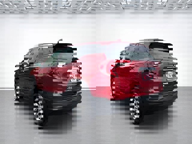 Used 2023 GMC Terrain SLE image 7