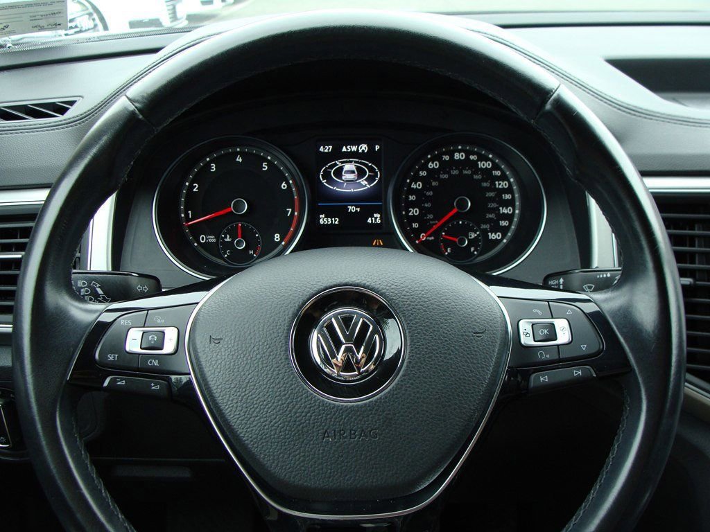 Used 2018 Volkswagen Atlas SE image 16