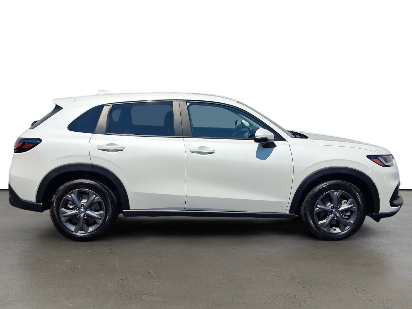 Used 2027 Honda HR-V LX image 9
