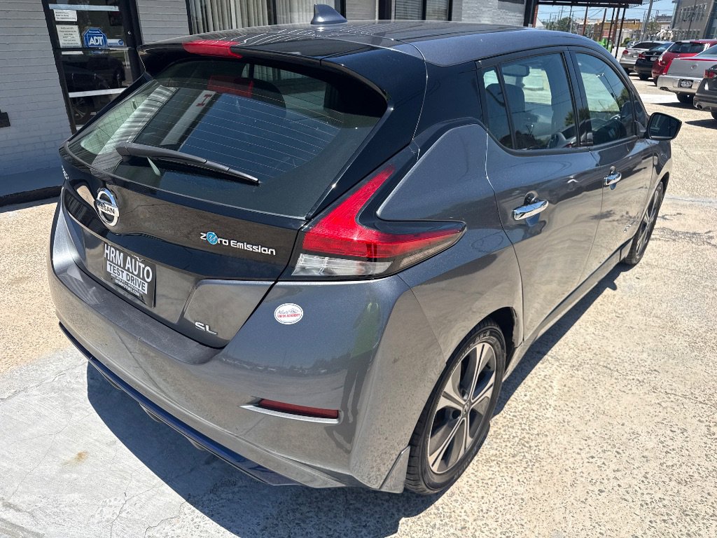 Used 2018 Nissan Leaf SL w/ SL Technology Package FWD image 4