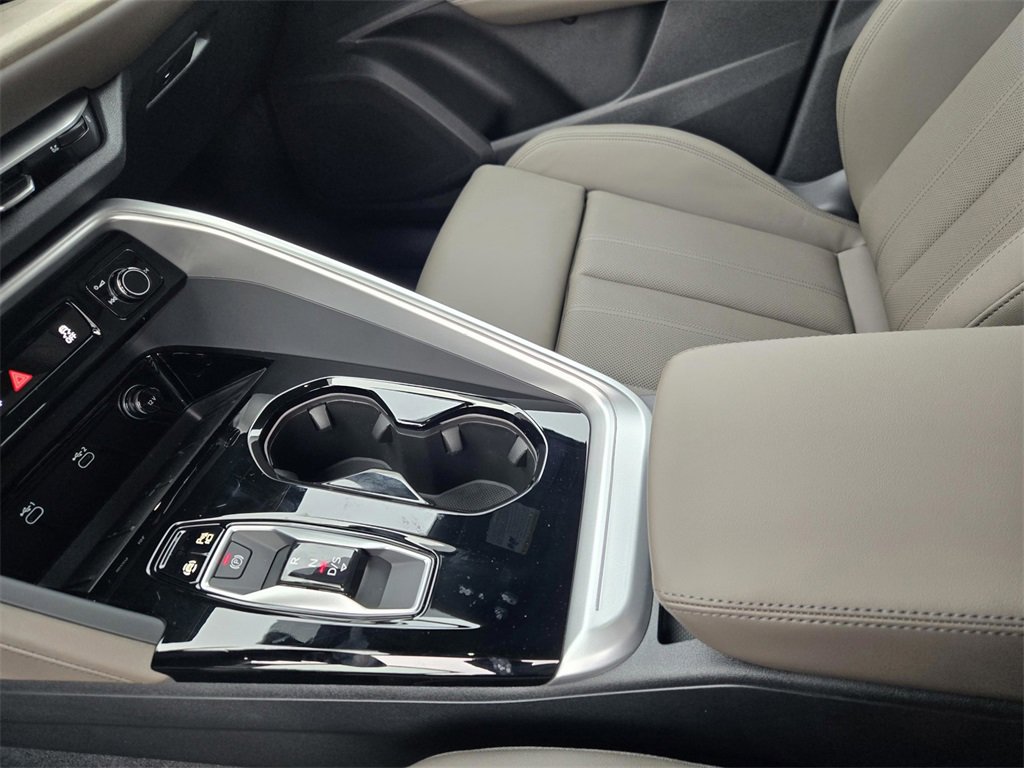 New 2025 Audi Q5 Prestige image 24
