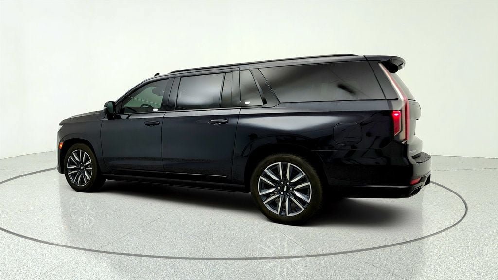 Used 2023 Cadillac Escalade ESV Sport w/ Touring Package AWD/4WD image 7