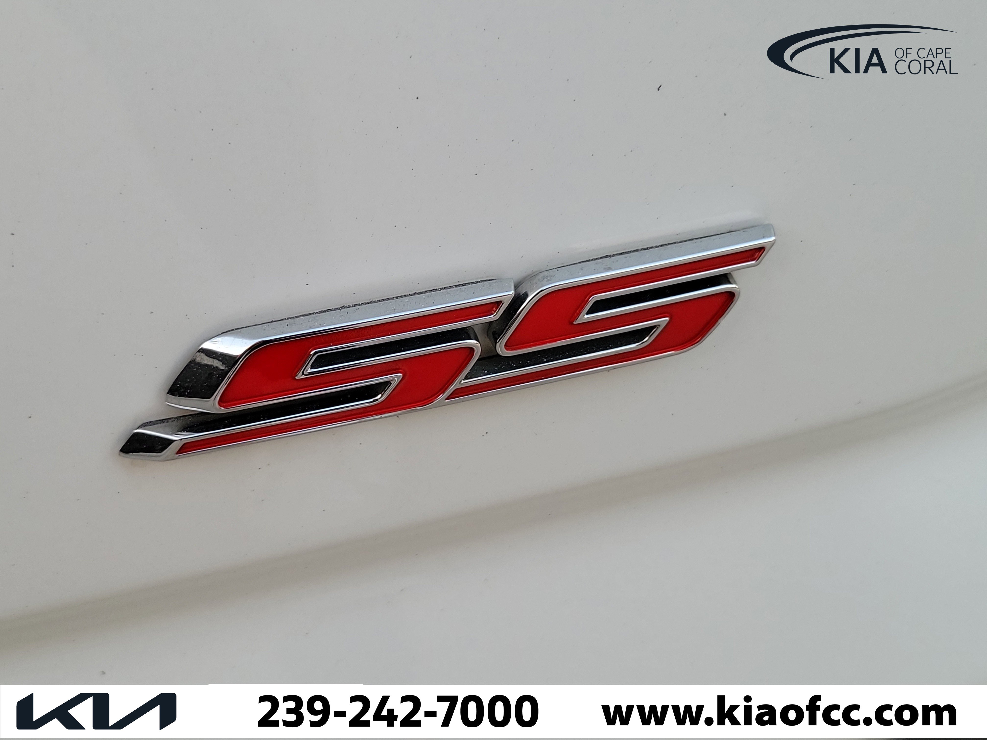 Used 2019 Chevrolet Camaro SS image 9