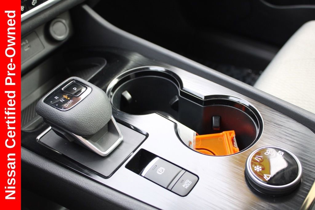 Certified 2024 Nissan Rogue SV image 39