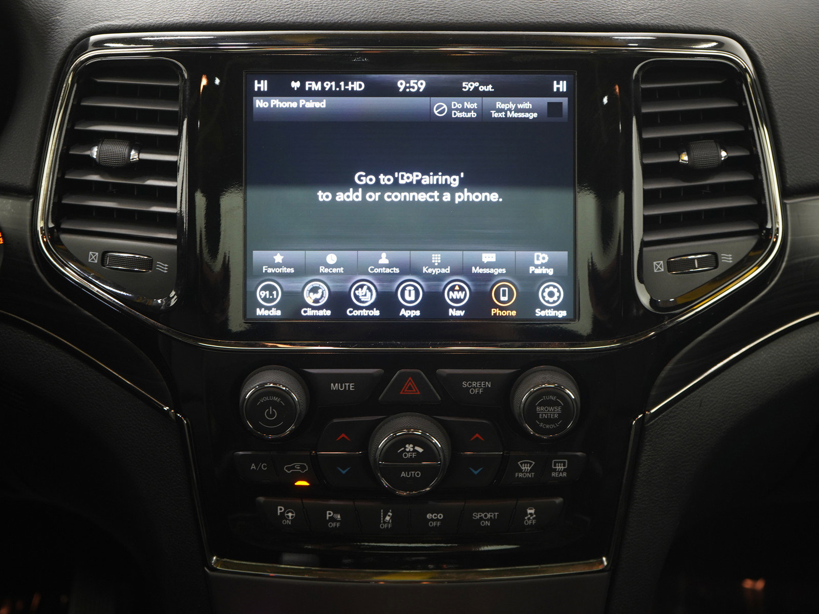 Used 2020 Jeep Grand Cherokee Limited X image 17