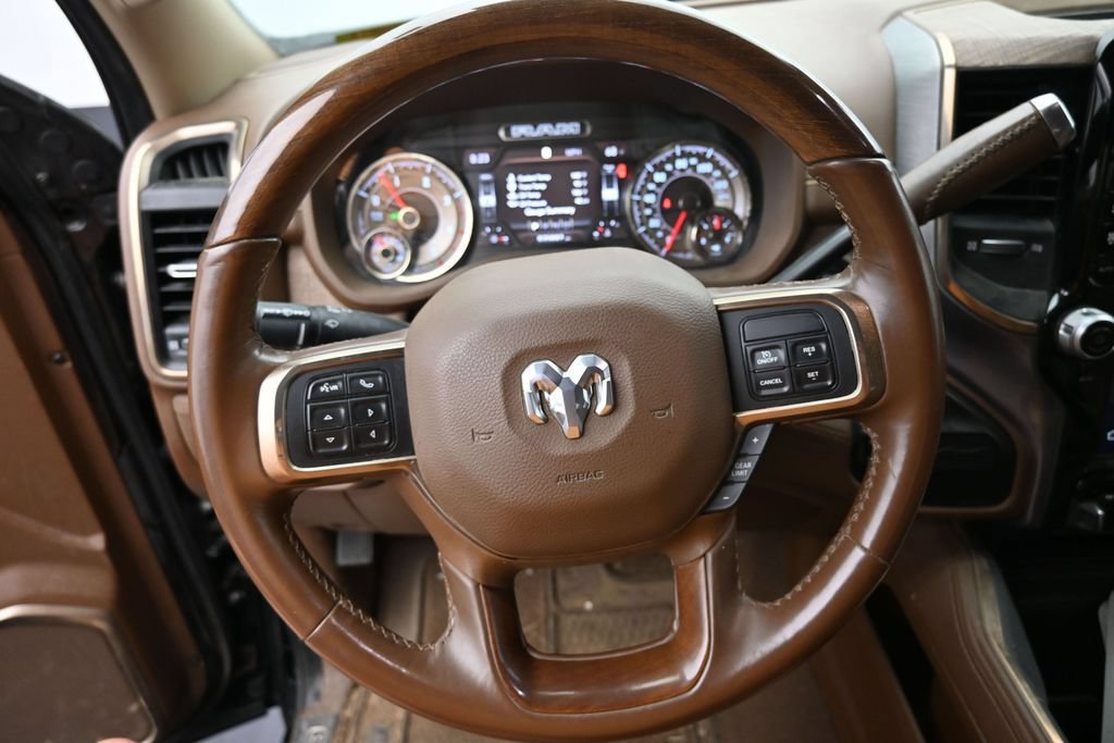 Used 2022 RAM 3500 Limited AWD/4WD image 24