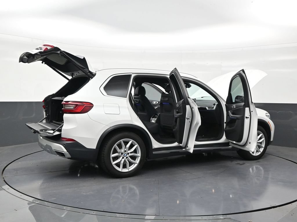 Used 2019 BMW X5 xDrive40i w/ Convenience Package AWD/4WD image 28