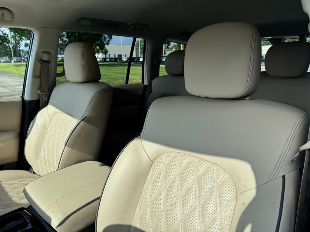 Used 2024 Nissan Armada Platinum w/ Captain's Chairs Package image 15