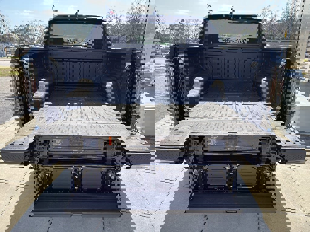 New 2025 GMC Hummer EV 2X image 9