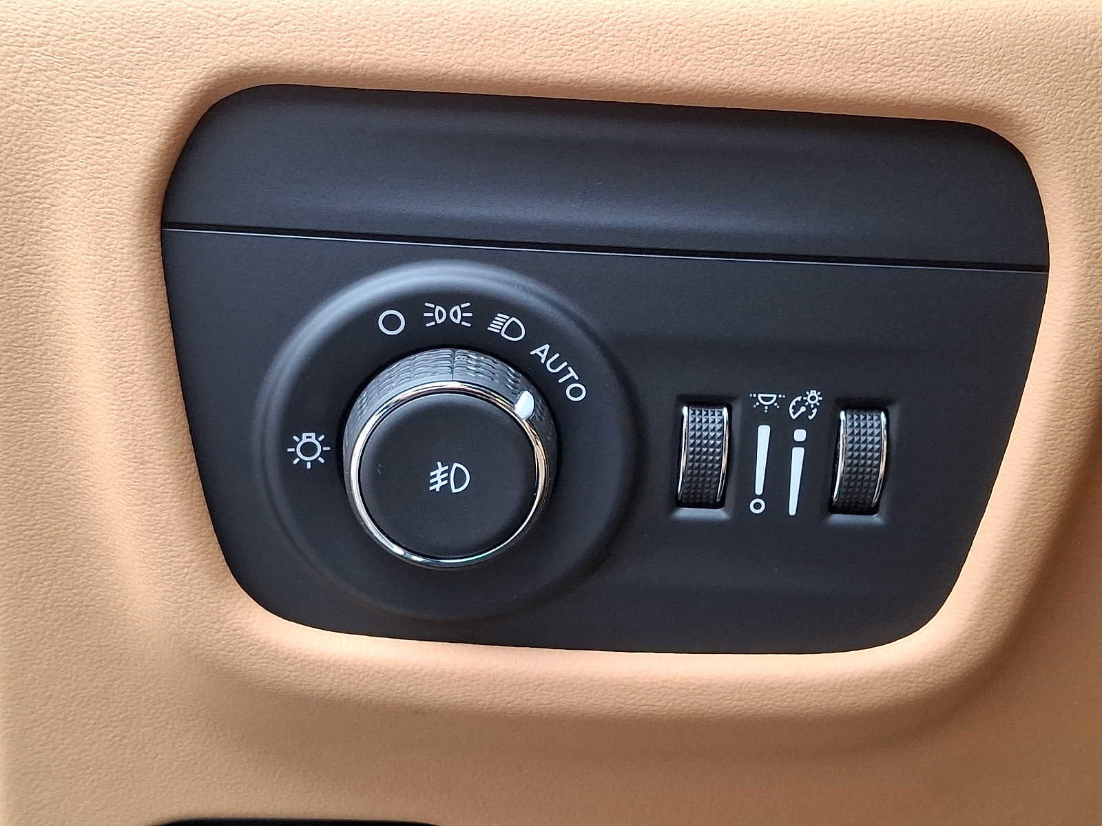 Used 2022 Jeep Grand Cherokee Summit image 20