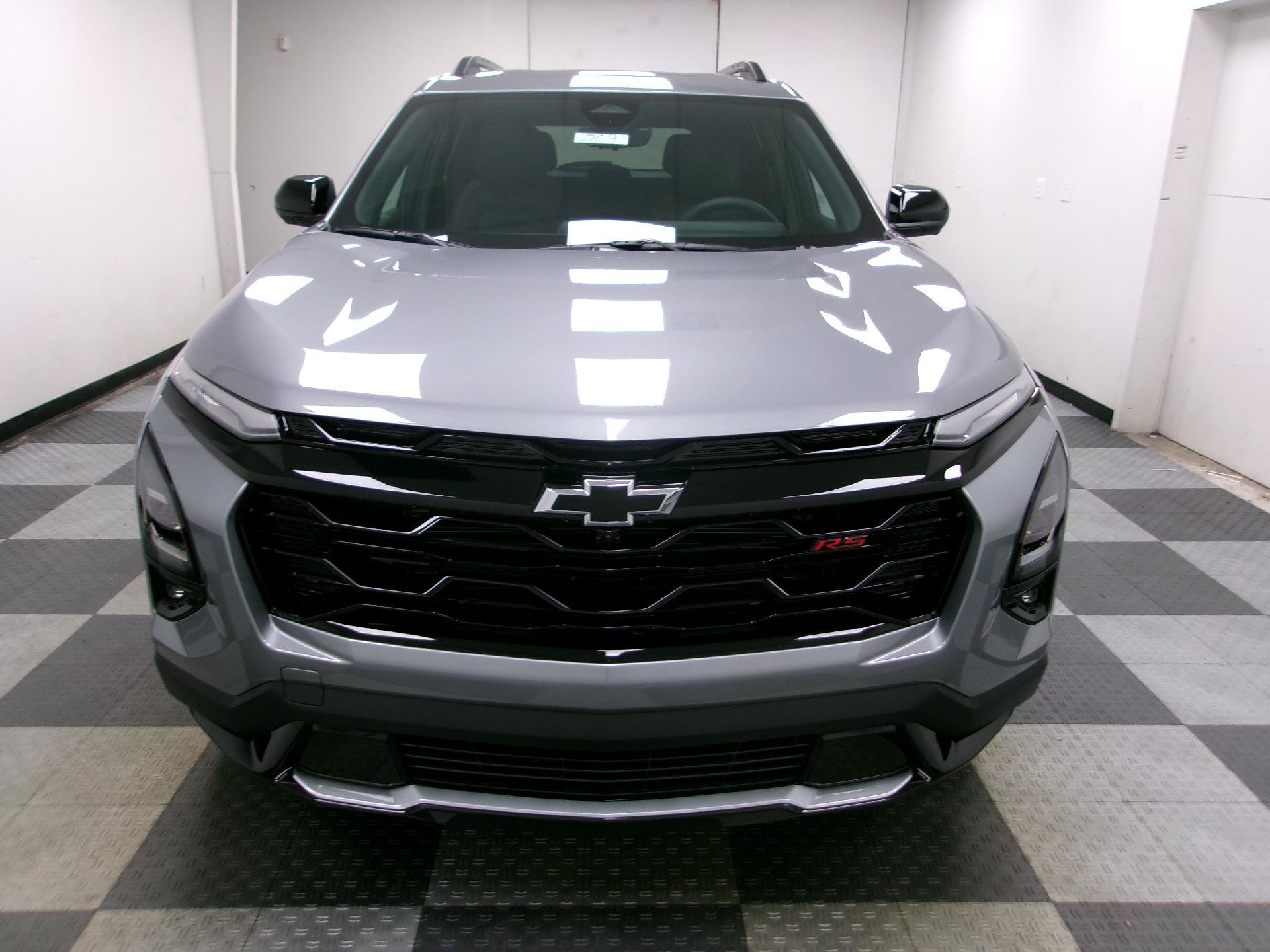 New 2027 Chevrolet Equinox RS w/ Safety and Technology Package AWD/4WD image 17
