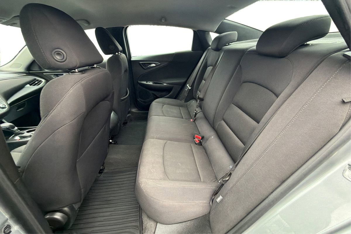 Used 2024 Chevrolet Malibu LS image 10