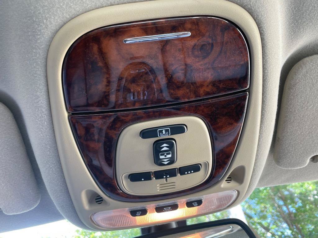 Used 2005 Jaguar XJ Vanden Plas RWD image 26