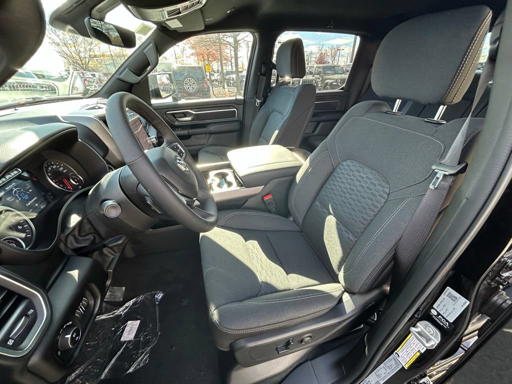 New 2026 RAM 1500 Big Horn AWD/4WD image 16