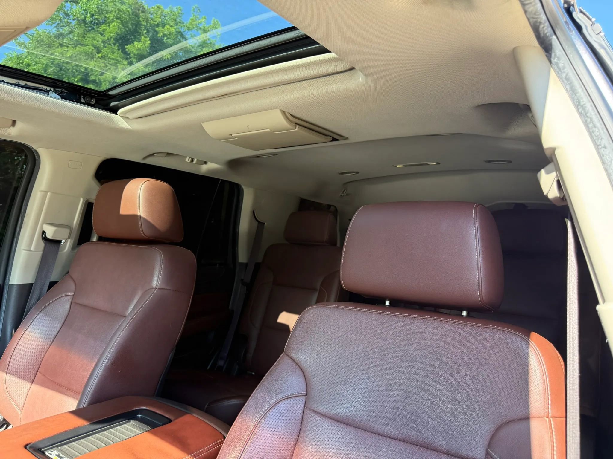 Used 2016 Chevrolet Tahoe LTZ AWD/4WD image 10