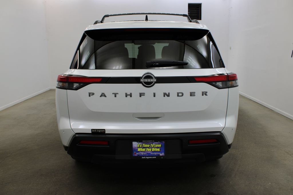 Used 2026 Nissan Pathfinder SV FWD image 4