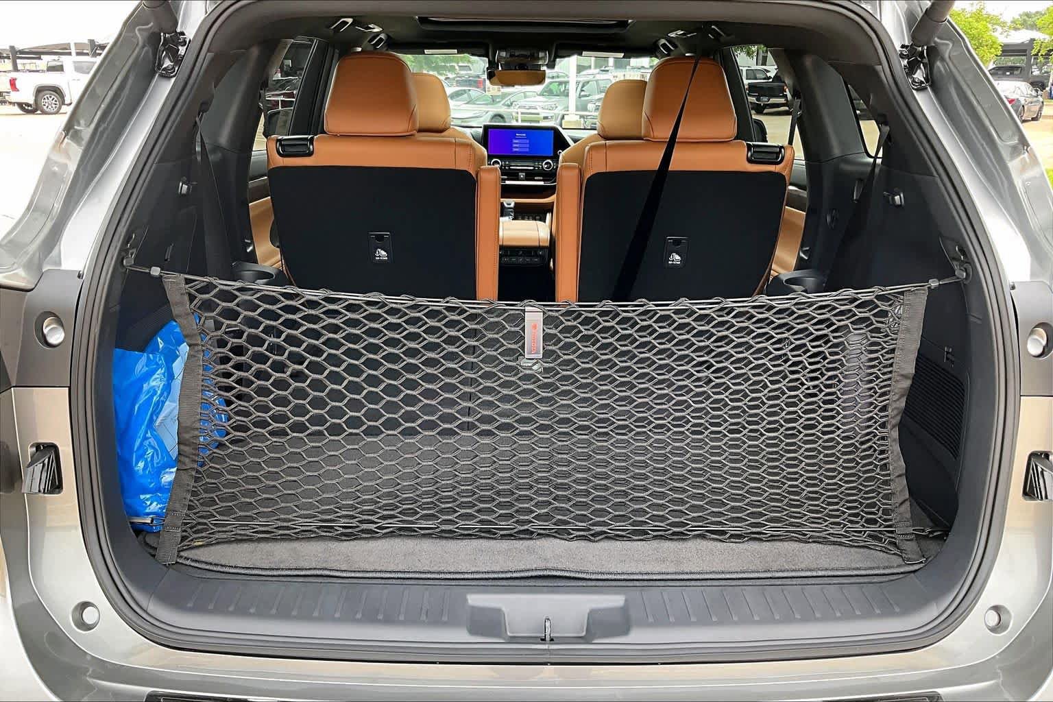 New 2026 Toyota Highlander Platinum AWD/4WD image 16