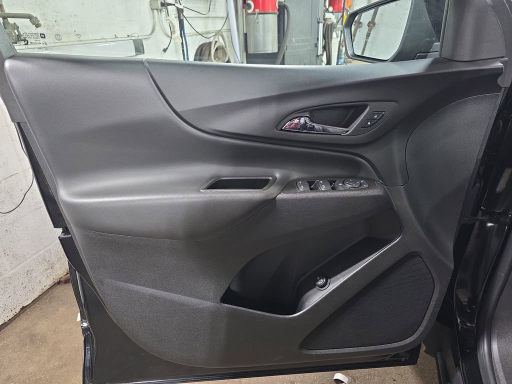 Used 2024 Chevrolet Equinox LT image 26