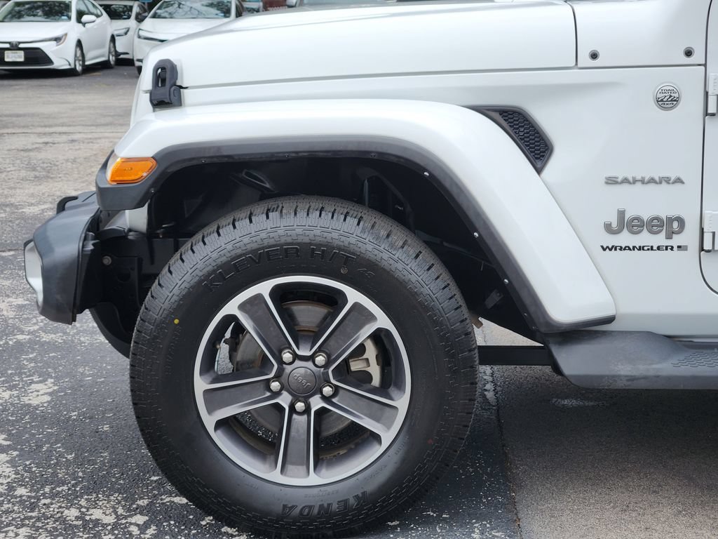 Used 2023 Jeep Wrangler Unlimited Sahara w/ Cold Weather Group AWD/4WD image 7