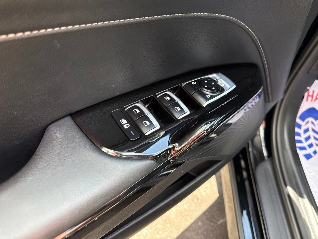 Used 2025 Kia K5 GT-Line AWD/4WD image 16