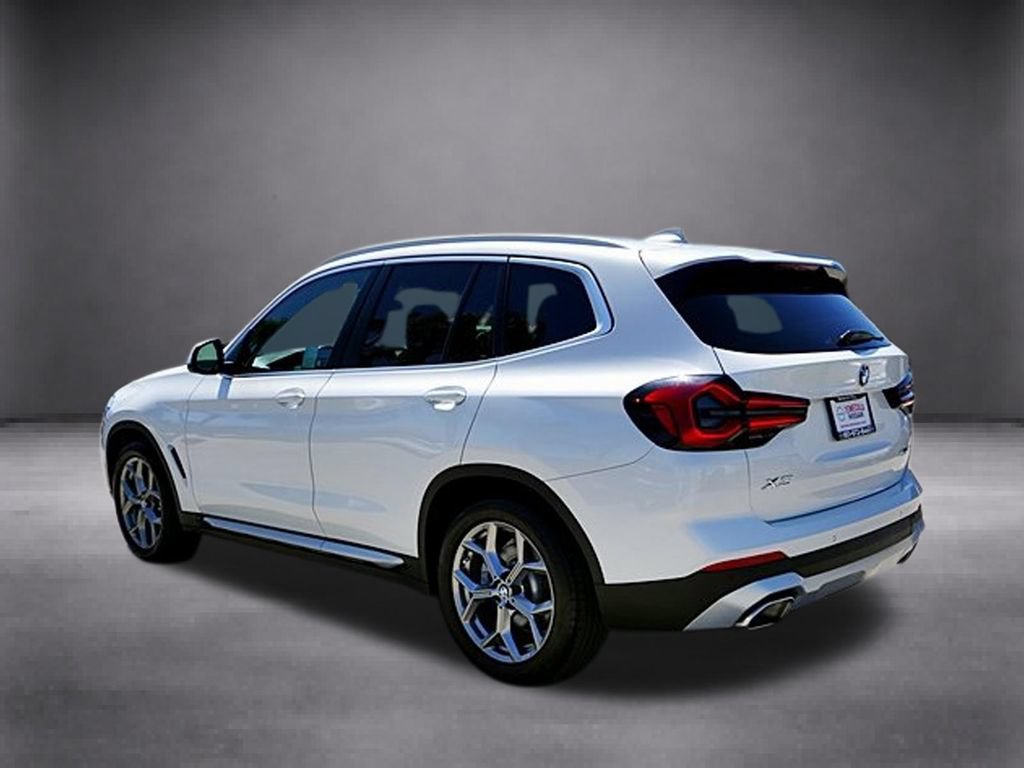 Used 2023 BMW X3 xDrive30i w/ Convenience Package AWD/4WD image 7