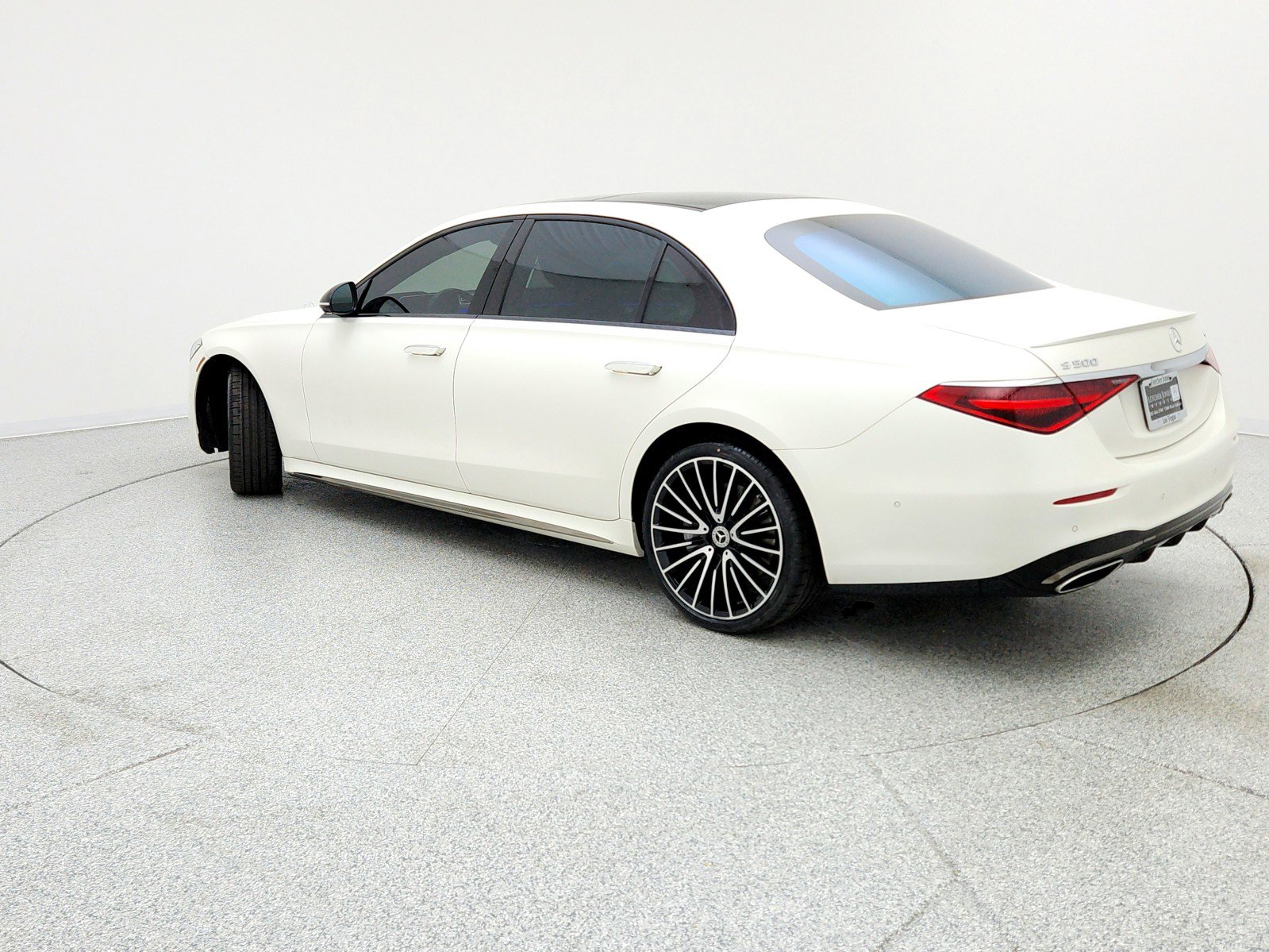 Certified 2023 Mercedes-Benz S 500 4MATIC image 7