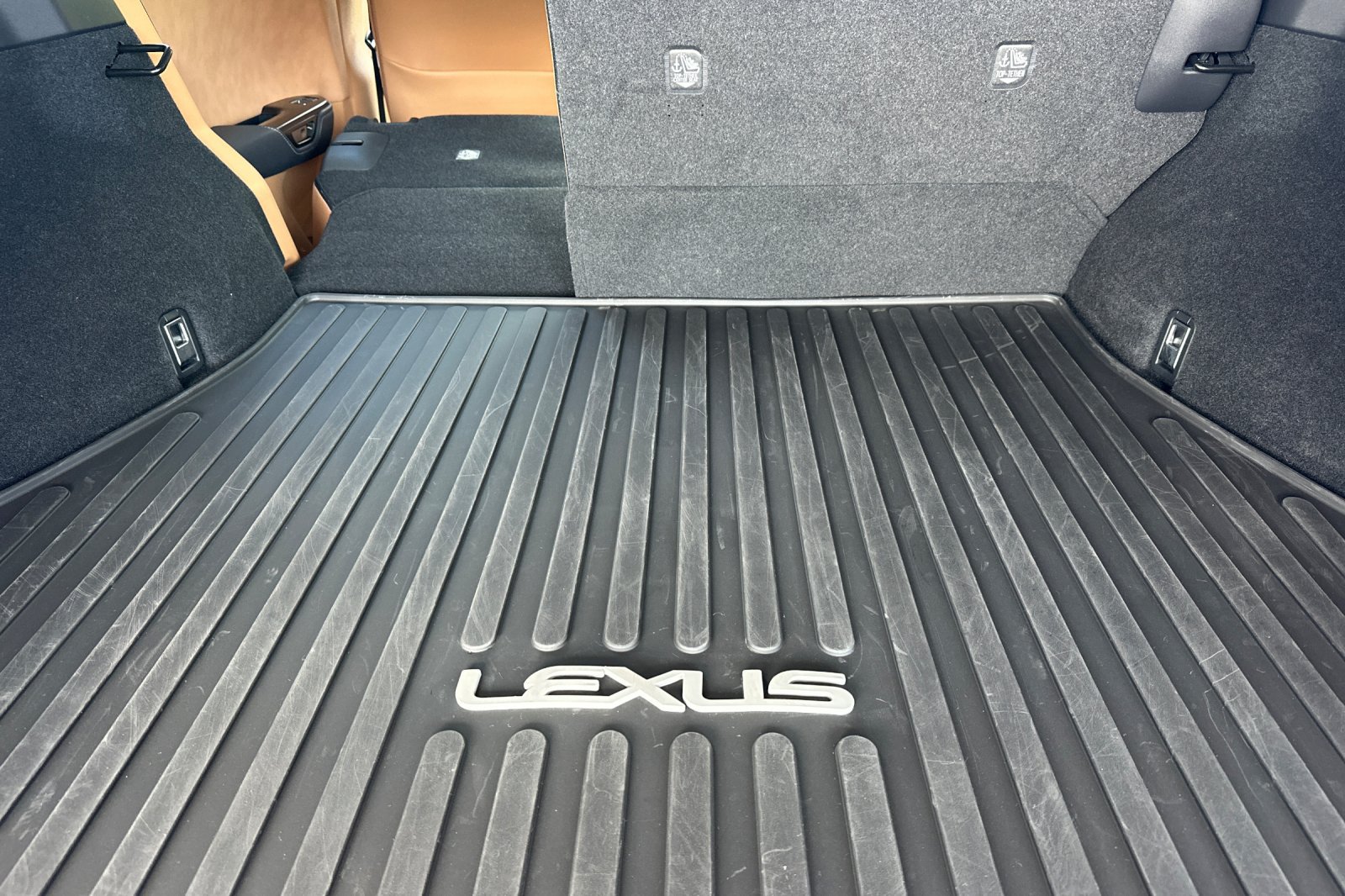 Certified 2024 Lexus RZ 450e Premium w/ Technology Package AWD/4WD image 15