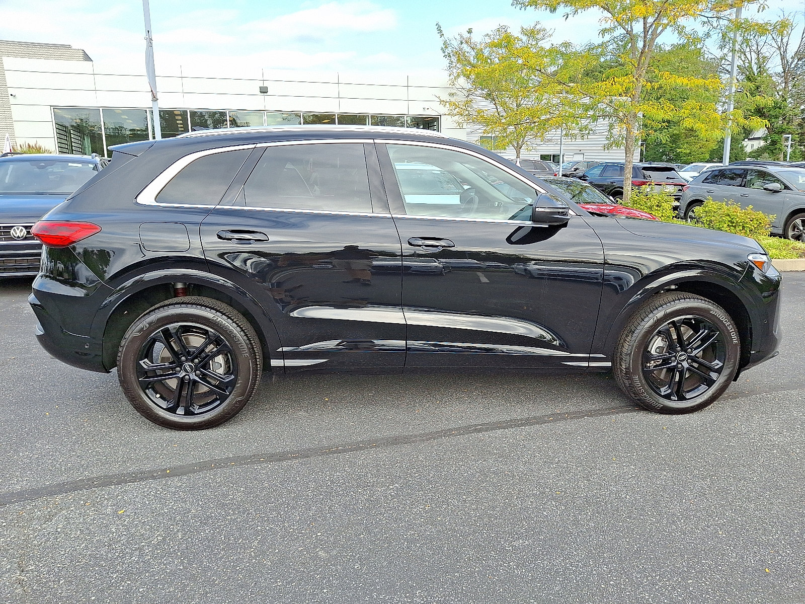 Used 2025 Audi Q5 Premium image 7