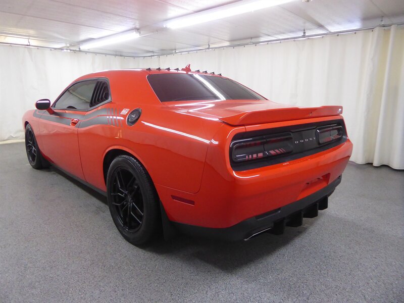 Used 2018 Dodge Challenger GT AWD/4WD image 5