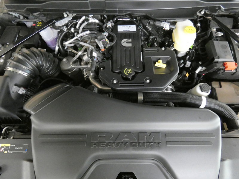 New 2026 RAM 3500 Limited AWD/4WD image 34