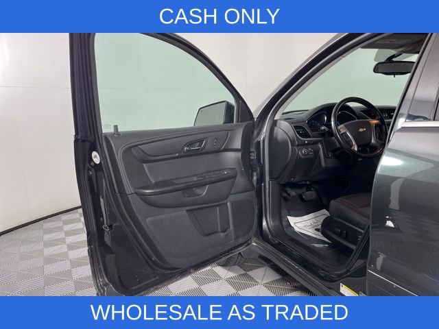 Used 2017 Chevrolet Traverse LT w/ Style and Technology Package image 14