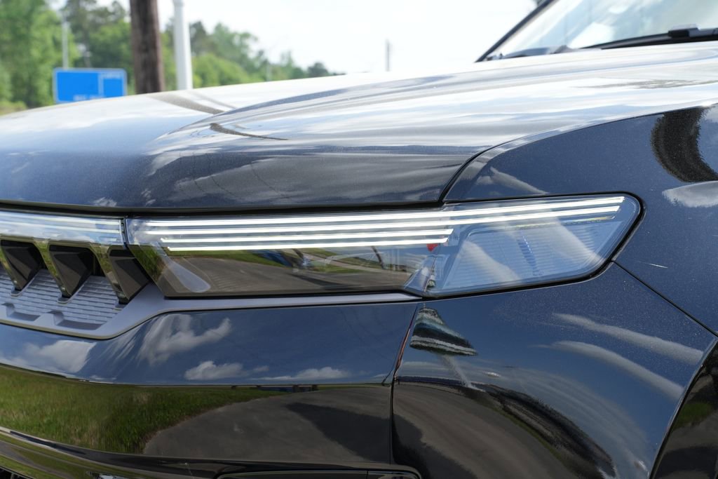 New 2026 Jeep Grand Wagoneer Summit image 26